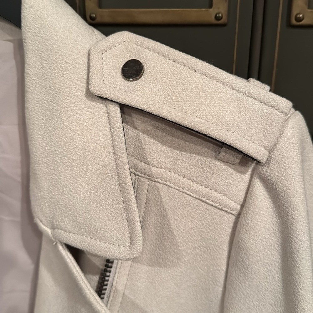 ANN TAYLOR Jacket - Picture 5 of 7